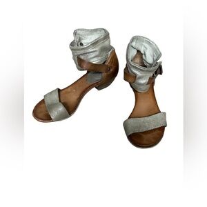 Miz Mooz Verona collection Sandal bootie with ankle strap size 6/37